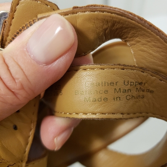 EC Franco Sarto "Hayley" Dark Beige Leather Heels Size 9.5, Stylish, Chic - Picture 14 of 14